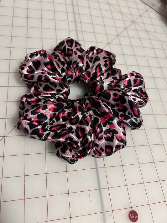 2X Pink Leopard  Scrunchie