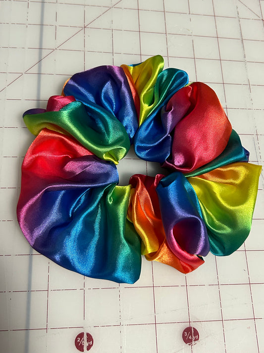 2X Rainbow Scrunchie